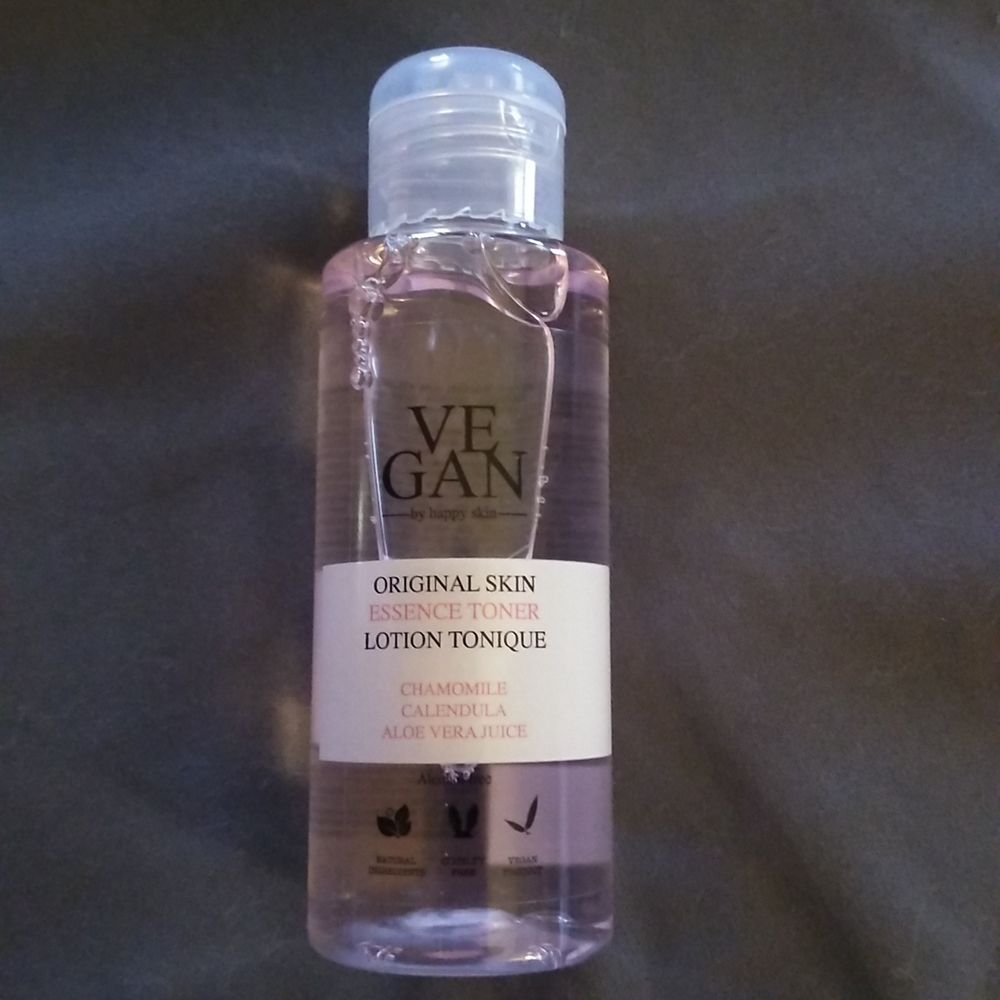 Vegan by happy skin skin toner